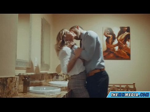 ❤️ Pe a faaosoosoina oe e se blonde busty i totonu o se faletaele lautele ❤️❌  i porn sm.robosexshop.ru ️❤